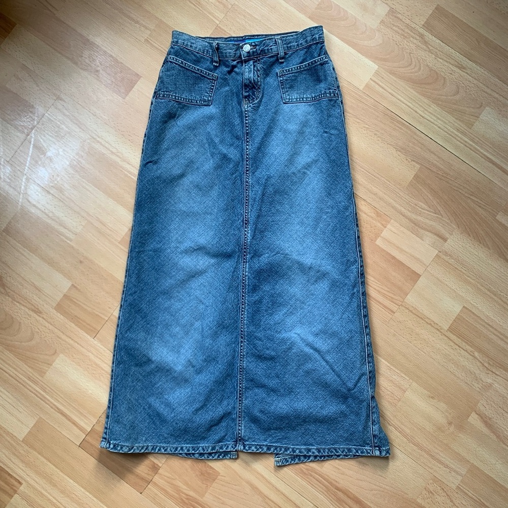 Low waisted Denim maxi Skirt with slit a line cut super flattering US 3/4 S XS
